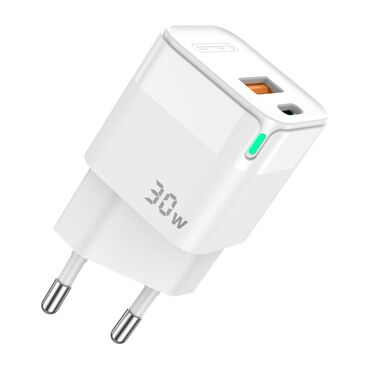 Stenski polnilec Jellico "Dual Fast Charge 30W" - z USB-C PD in USB-A QC 3.0 izhodoma ter GaN tehnologijo polnjenja