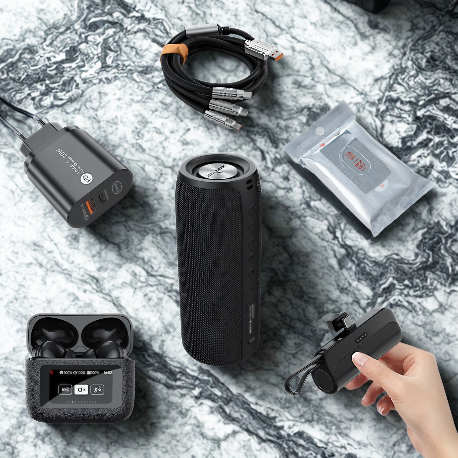 Tech Starter Pack - Dovršene slušalke, glasen zvočnik, trendy power bank, polnjenje za vse naprave in čarobne krpice - vse po odlični ceni!