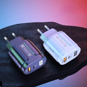 Stenski polnilec Techsuit "Premium" z USB-A in USB-C priključkom, QC 3.0 in 20W močjo Stenski polnilec Techsuit "Premium" z USB-A in USB-C priključkom, QC 3.0 in 20W močjo
